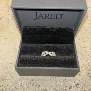 Diamond Infinity Ring 1/15 carat tw Round Sterling Silver